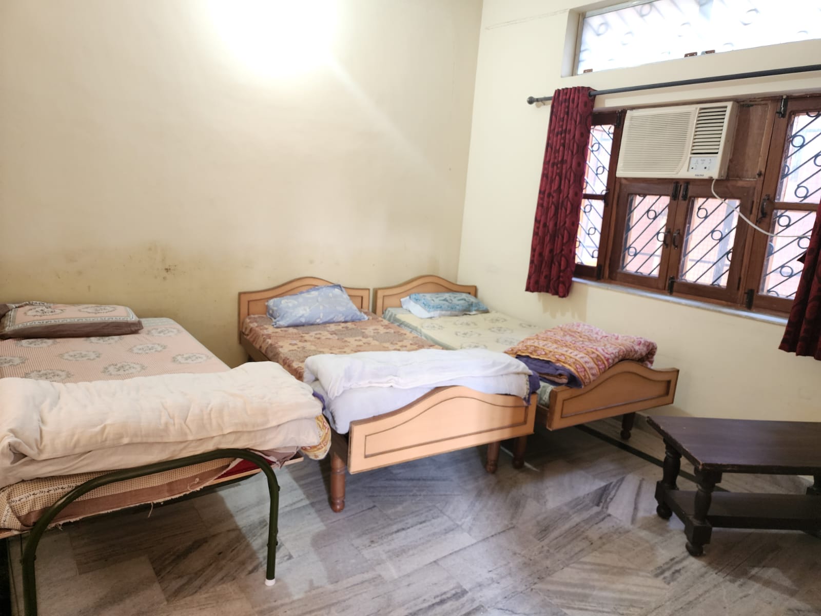 3 Bed AC Room